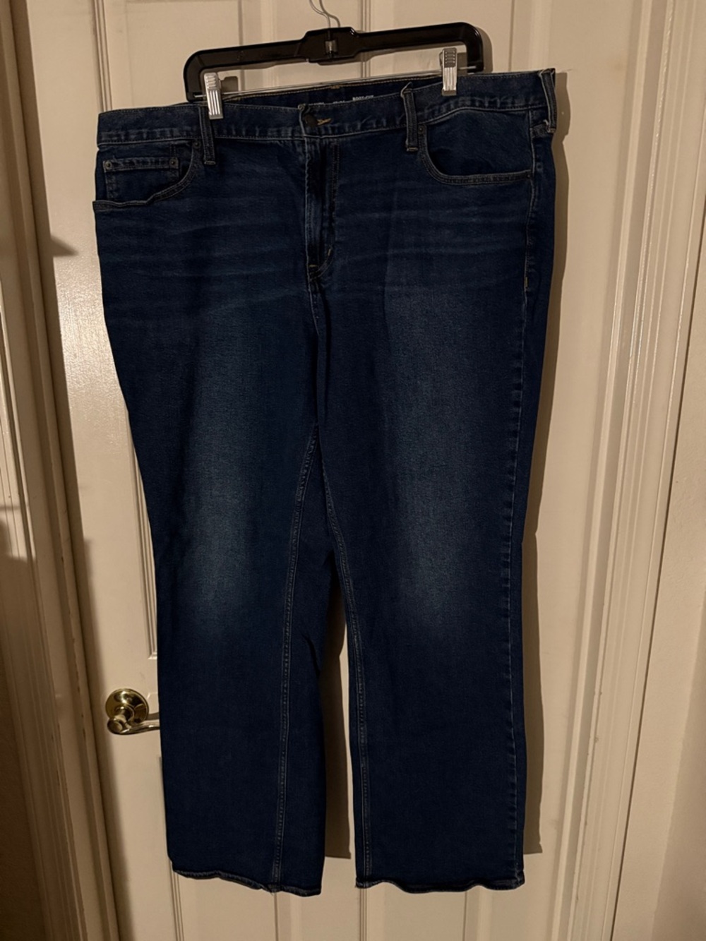 42x34 Old Navy Men’s Dark Blue Relaxed Jeans